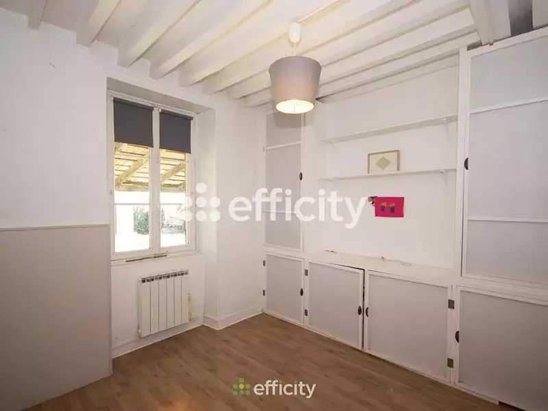 Maison, 176 m²
