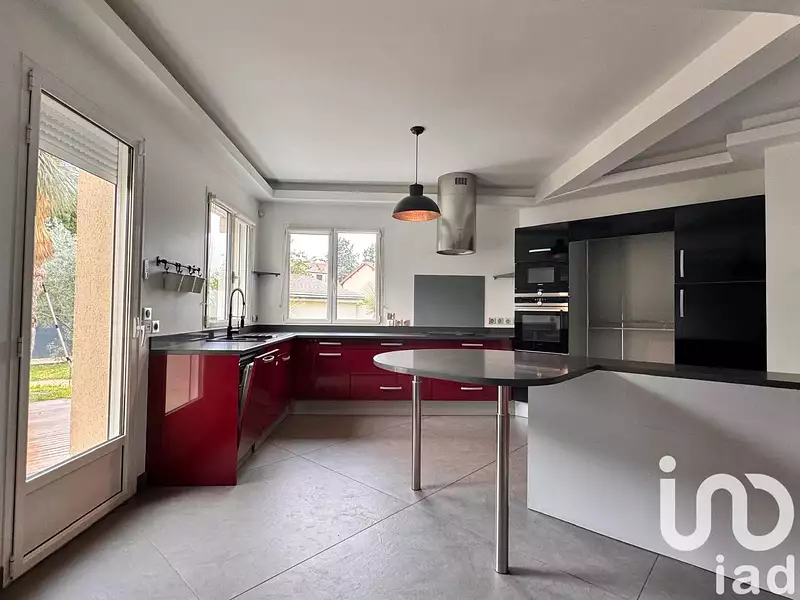 Maison, 307 m²