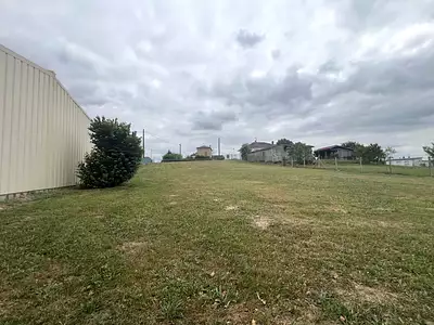 Terrain, 1 705 m²