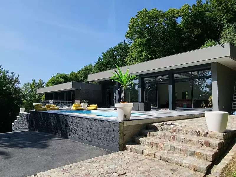 Maison, 370 m²