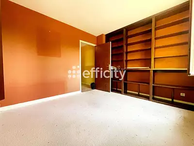 Maison, 225 m²