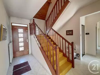 Maison, 166 m²