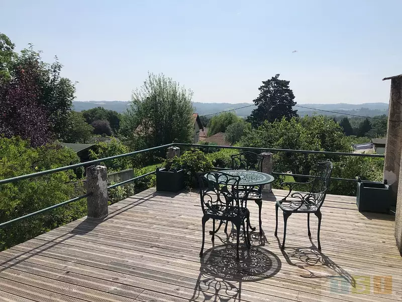 Maison, 215 m²