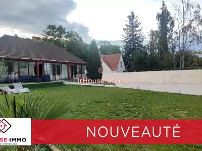 Maison, 176 m²