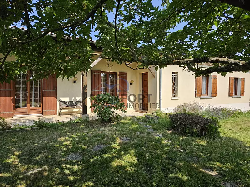 Maison, 141 m²