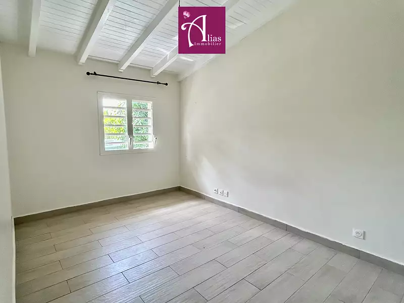 Maison, 163 m²