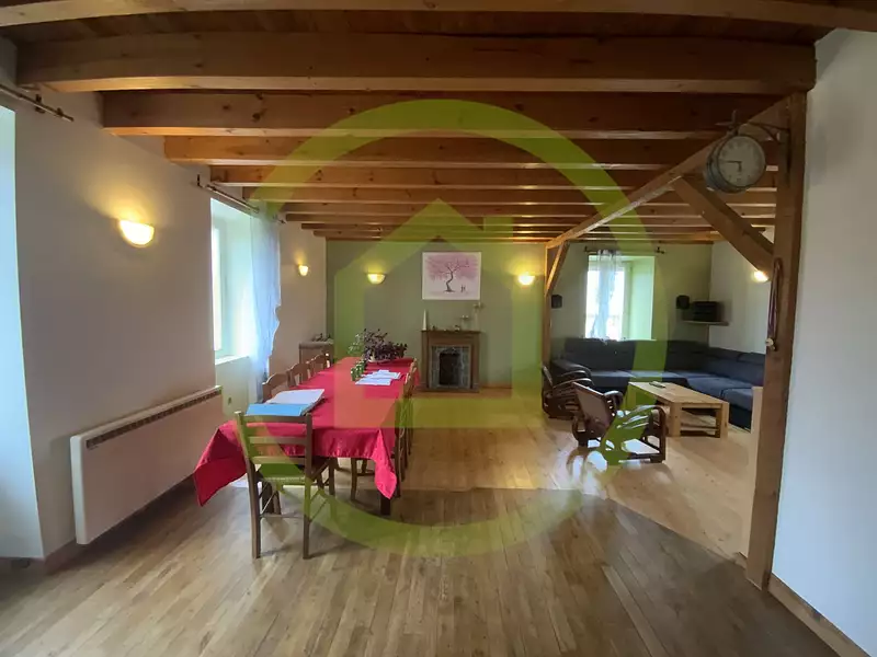 Maison, 174 m²