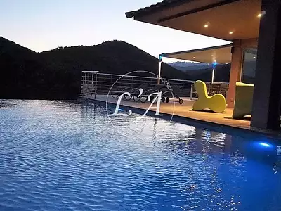 Maison, 205 m²