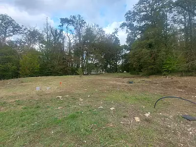 Terrain, 1 607 m²