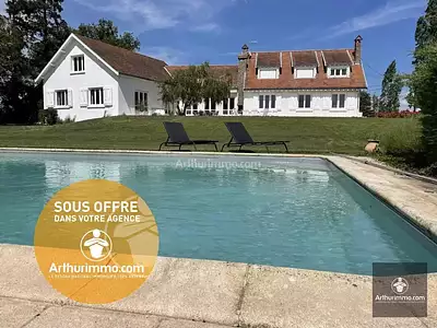 Maison, 318 m²