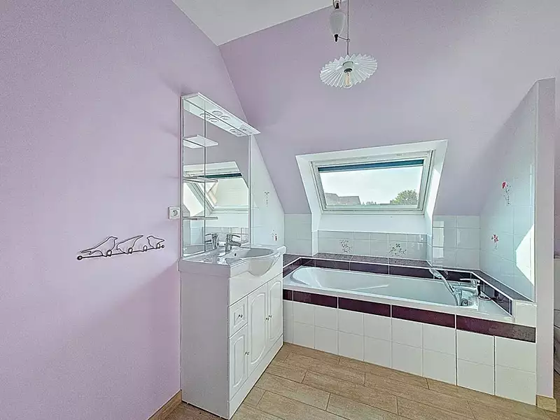 Maison, 169 m²