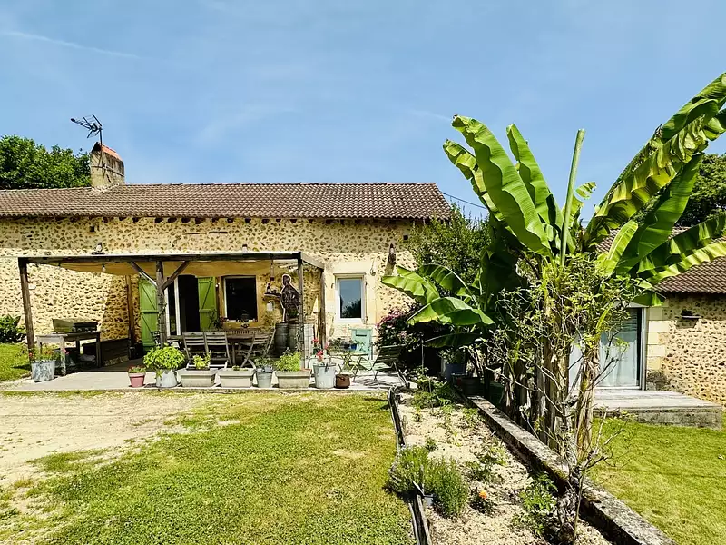 Maison, 203 m²