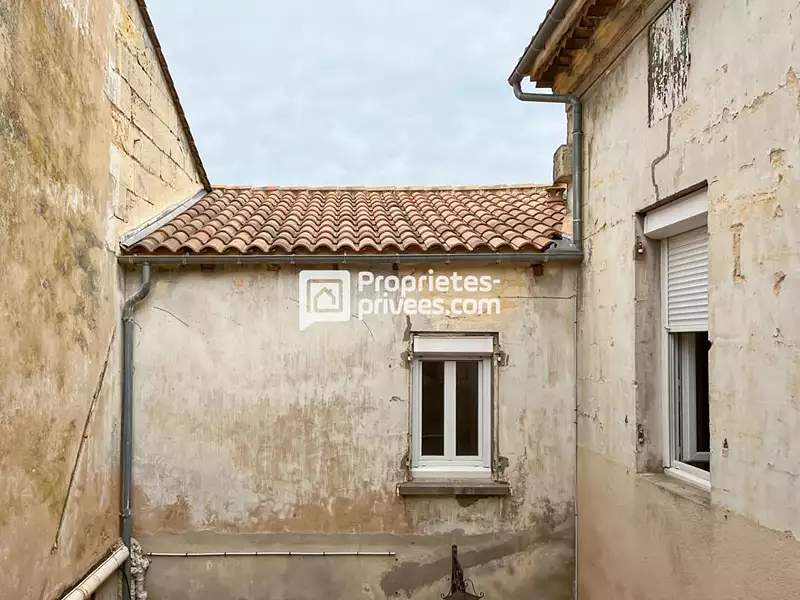 Immeuble, 155 m²