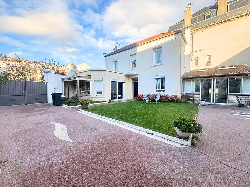 Maison, 122 m²