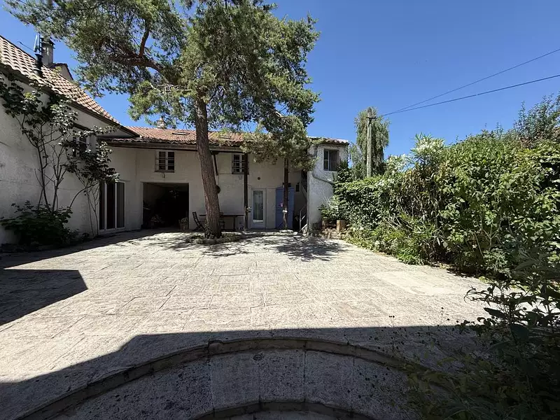 Maison, 250 m²