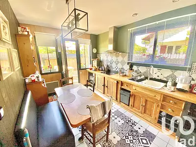 Maison, 180 m²