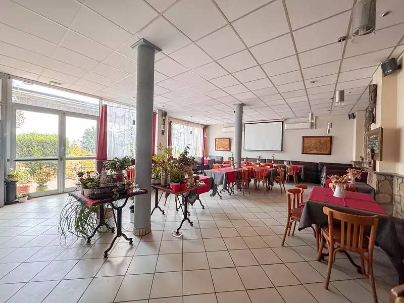 Divers, 650 m²