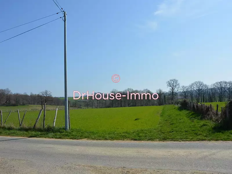 Terrain, 99 617 m²