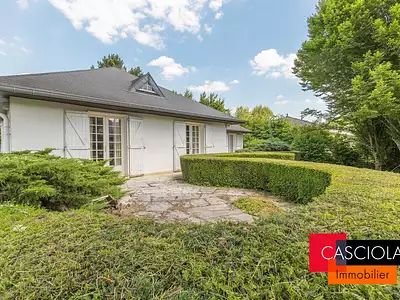 Maison, 210,79 m²