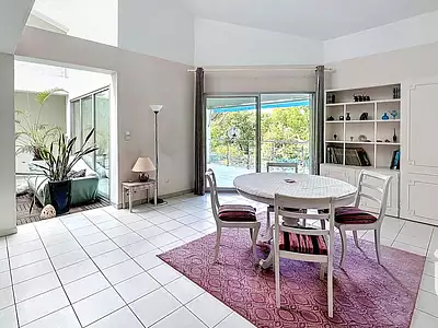 Maison, 220 m²