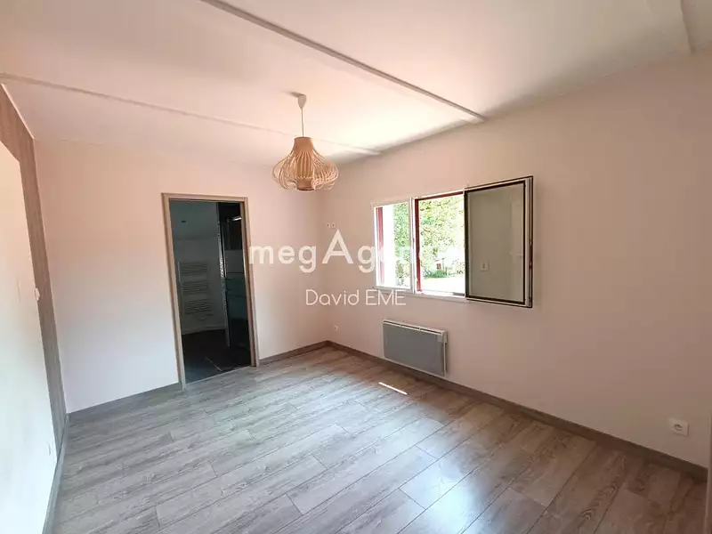 Maison, 183 m²