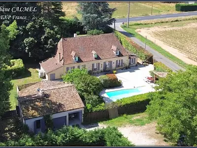 Maison, 305 m²