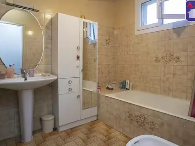 Maison, 282 m²