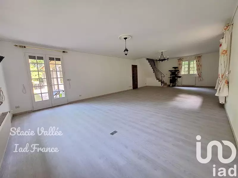 Maison, 248 m²