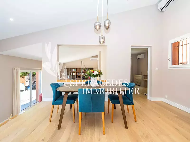 Maison, 180 m²