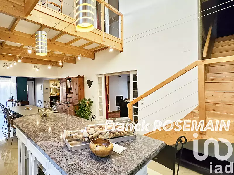 Maison, 200 m²