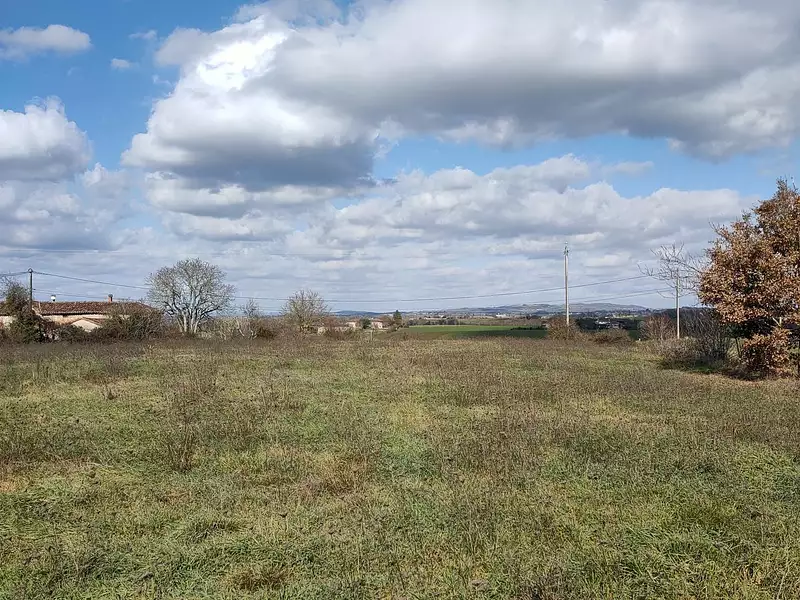 Terrain, 2 000 m²
