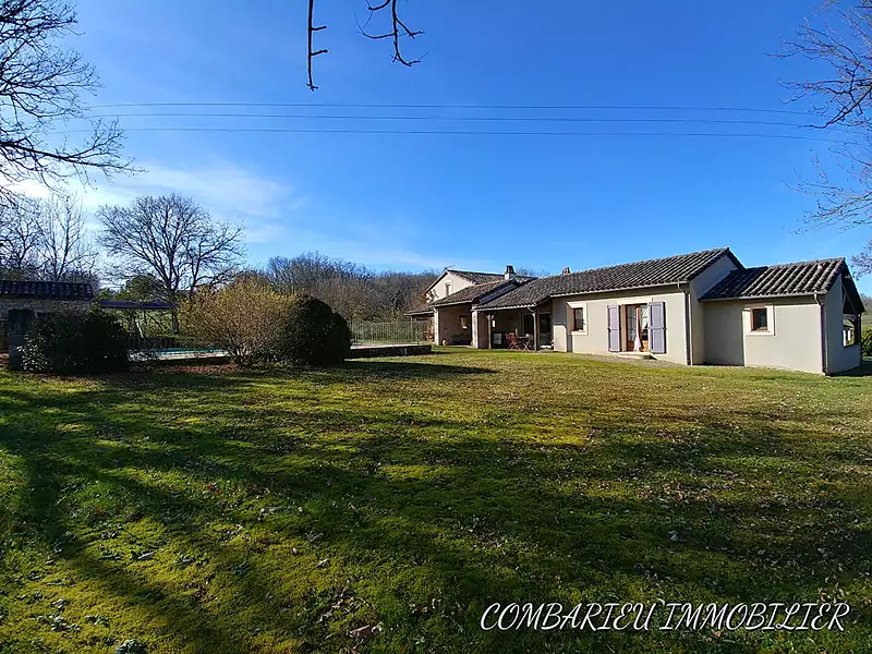 Maison, 180 m²