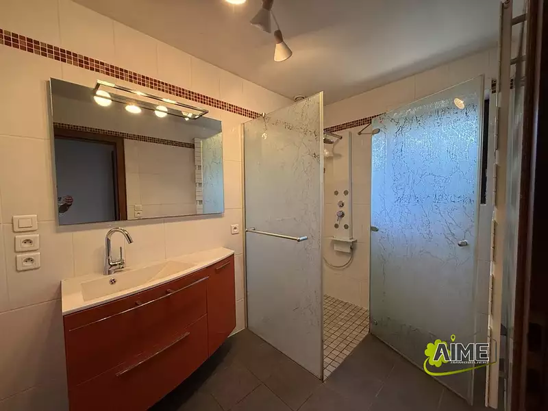 Maison, 173 m²