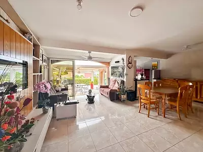 Maison, 116 m²