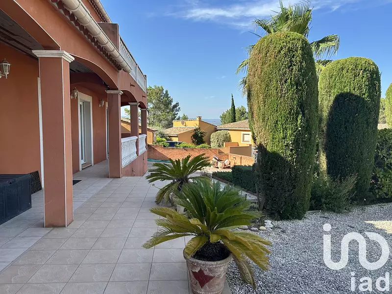Maison, 144 m²