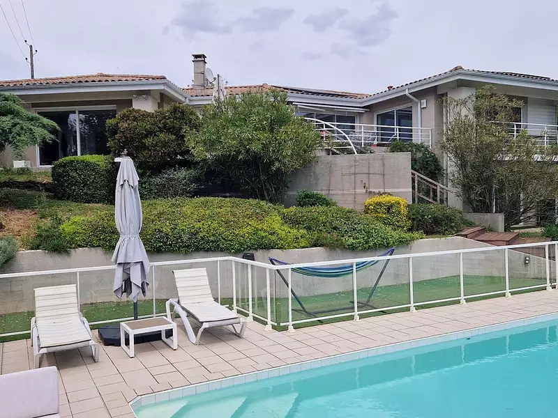 Maison, 190 m²