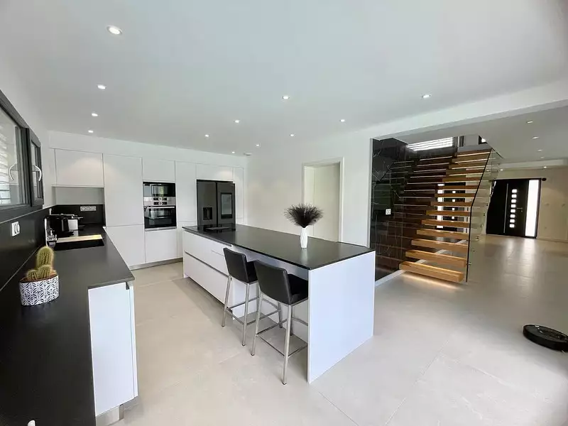 Maison, 177 m²