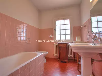 Maison, 220 m²