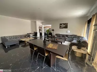 Maison, 214 m²