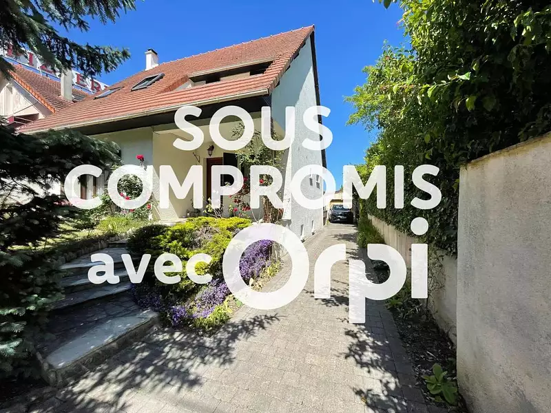 Maison, 132 m²