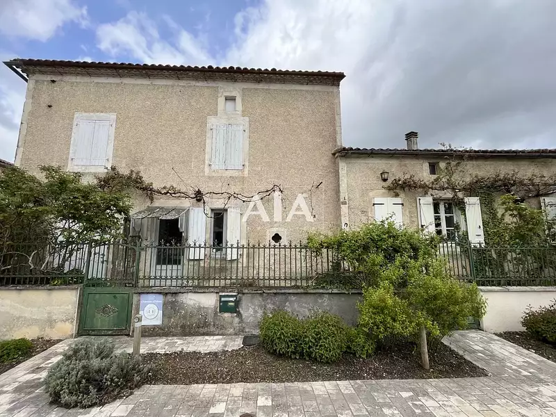 Maison, 180 m²