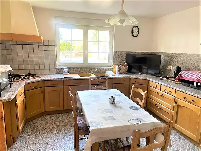 Maison, 270 m²