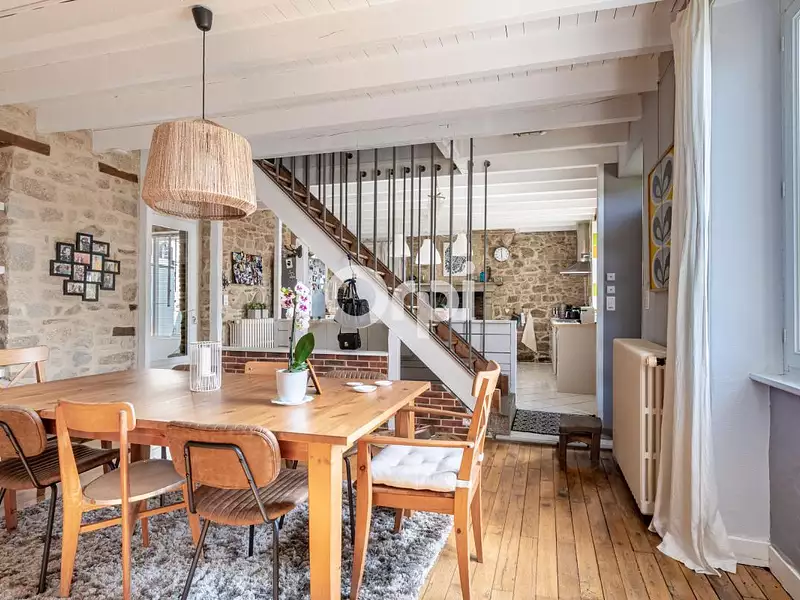 Maison, 180 m²