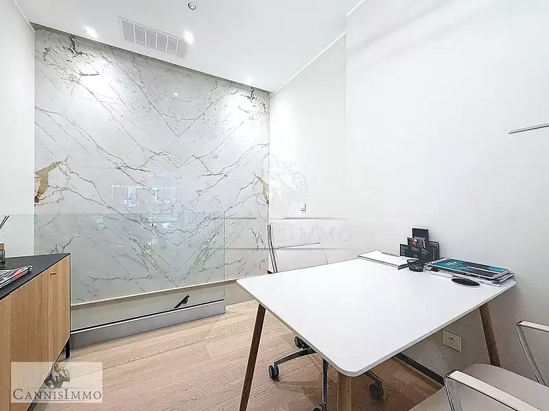 Divers, 70 m²