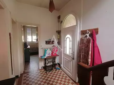 Maison, 94 m²