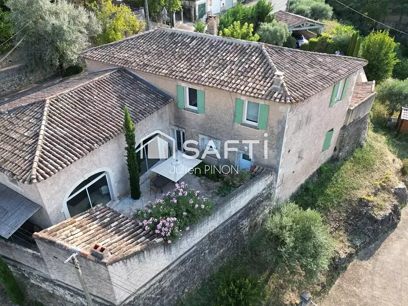 Maison, 309 m²