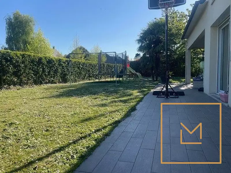 Maison, 190 m²