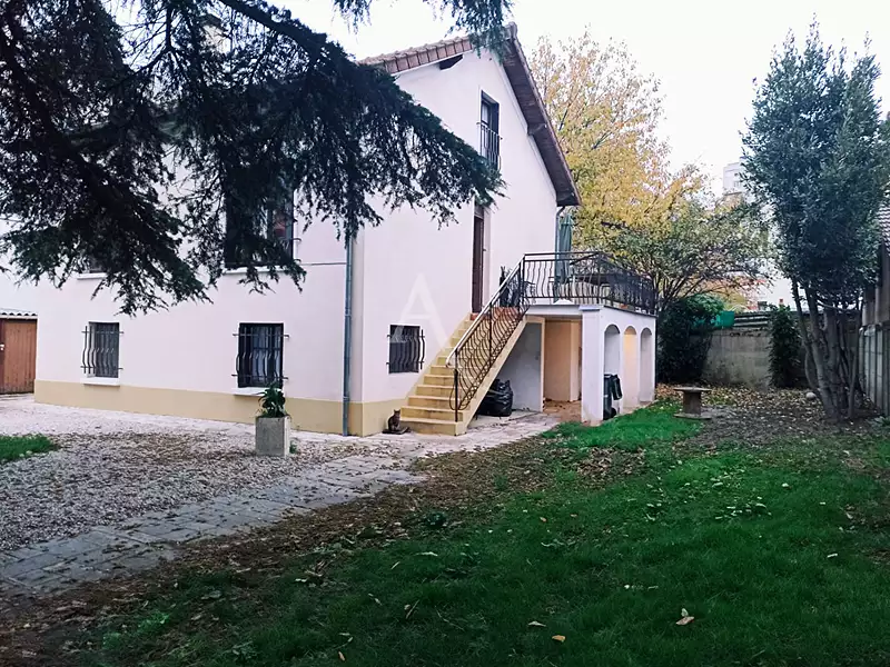 Maison, 170 m²