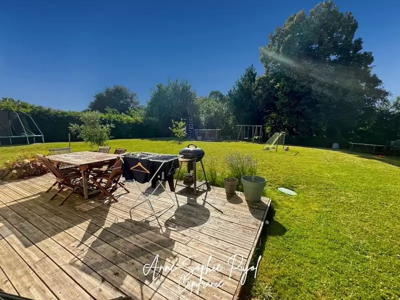 Maison, 164 m²