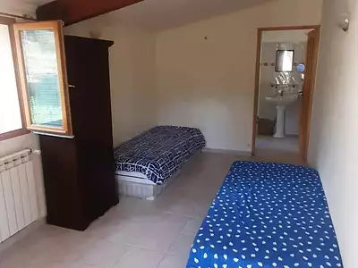 Maison, 950 m²